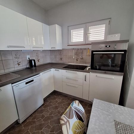 Apartament Kuca Za Odmor Coccoli Karlobag Zewnętrze zdjęcie